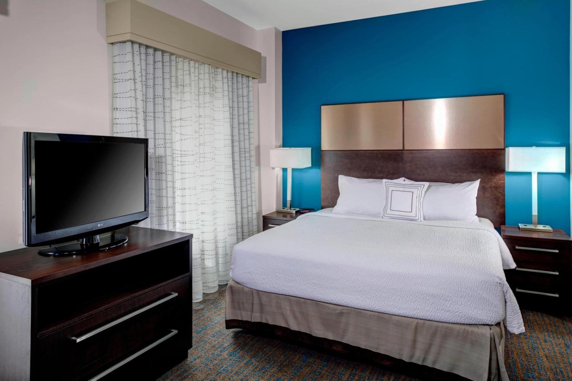 Residence Inn By Marriott Cleveland Downtown Экстерьер фото