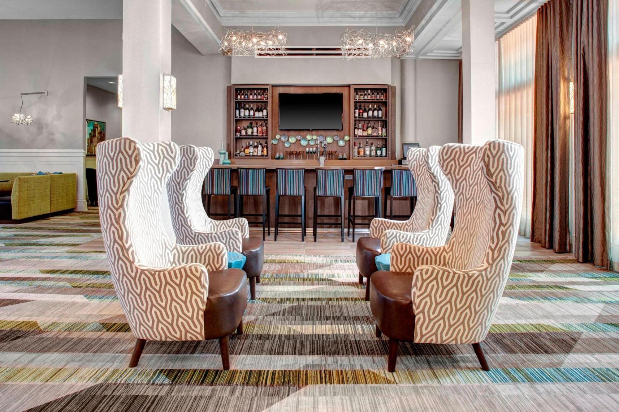Residence Inn By Marriott Cleveland Downtown Экстерьер фото