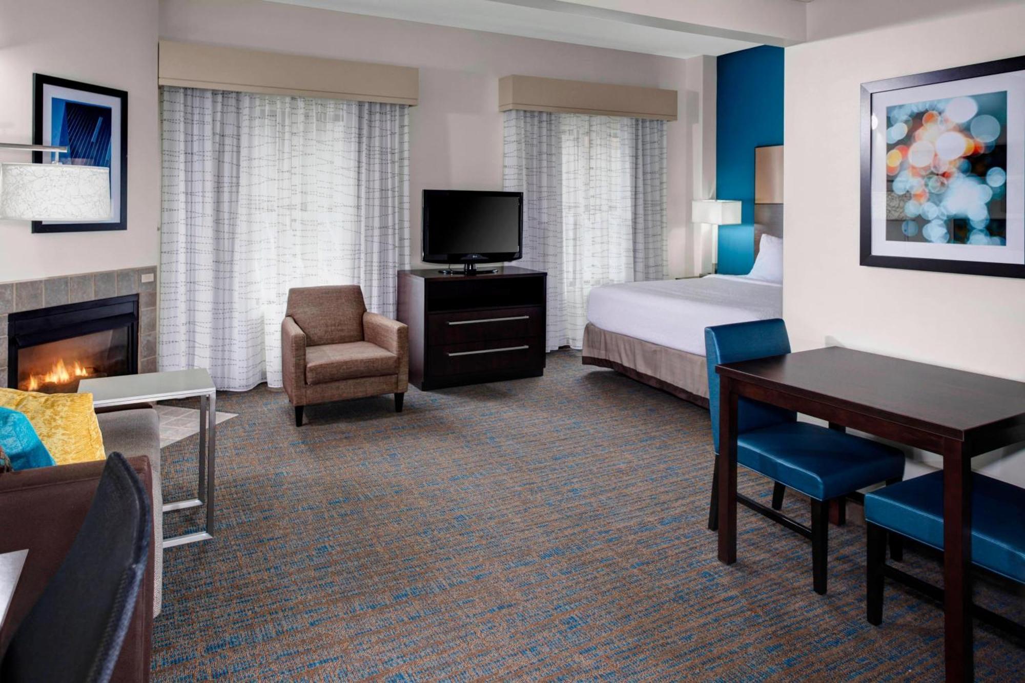 Residence Inn By Marriott Cleveland Downtown Экстерьер фото